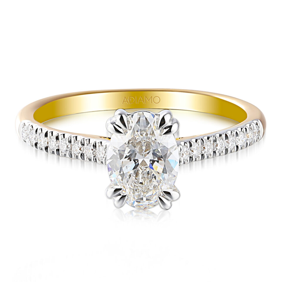 Pierścionek z brylantem