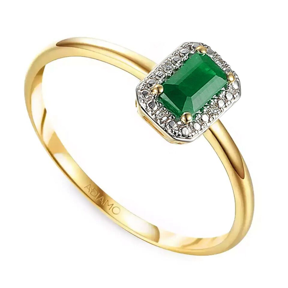 Pierścionek ze szmaragdem i diamentami