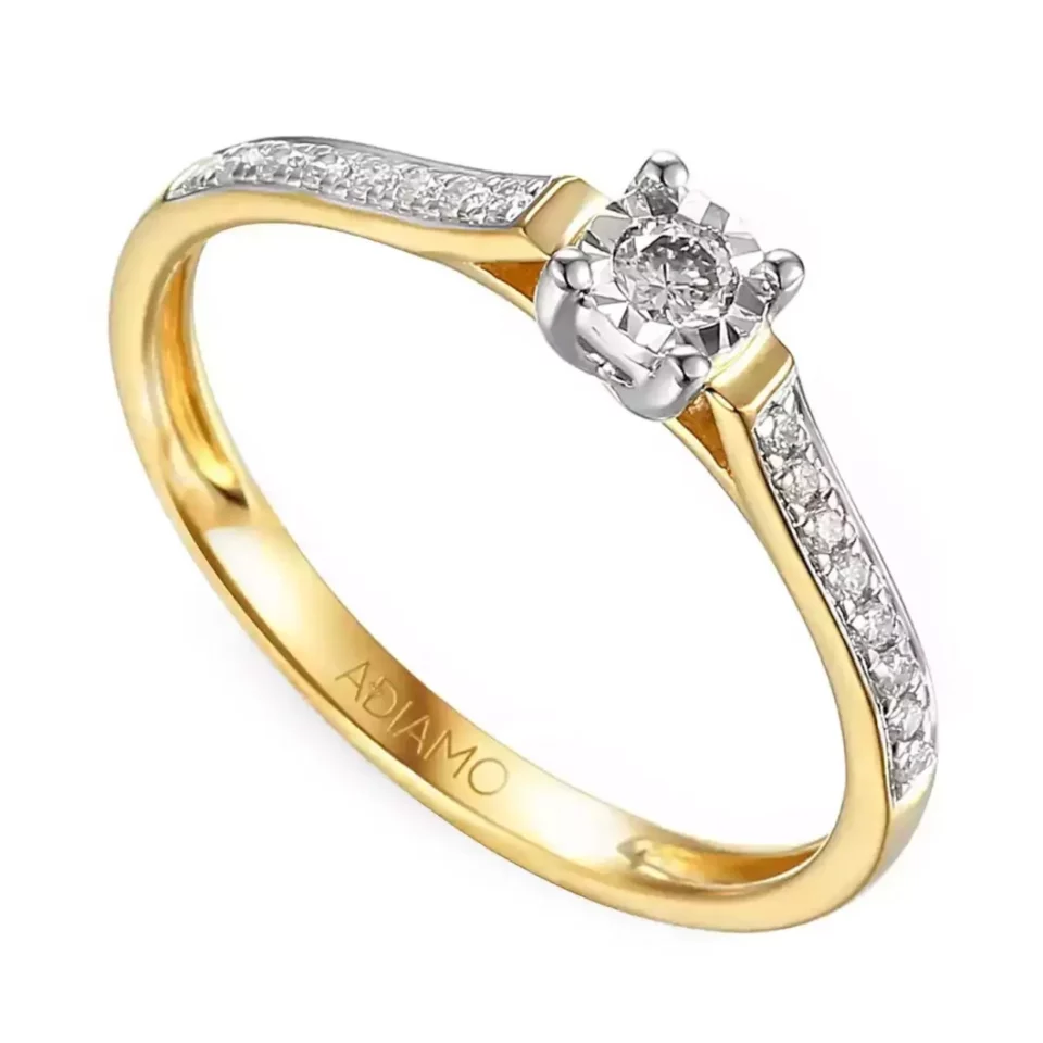 Złoty pierścionek z diamentami