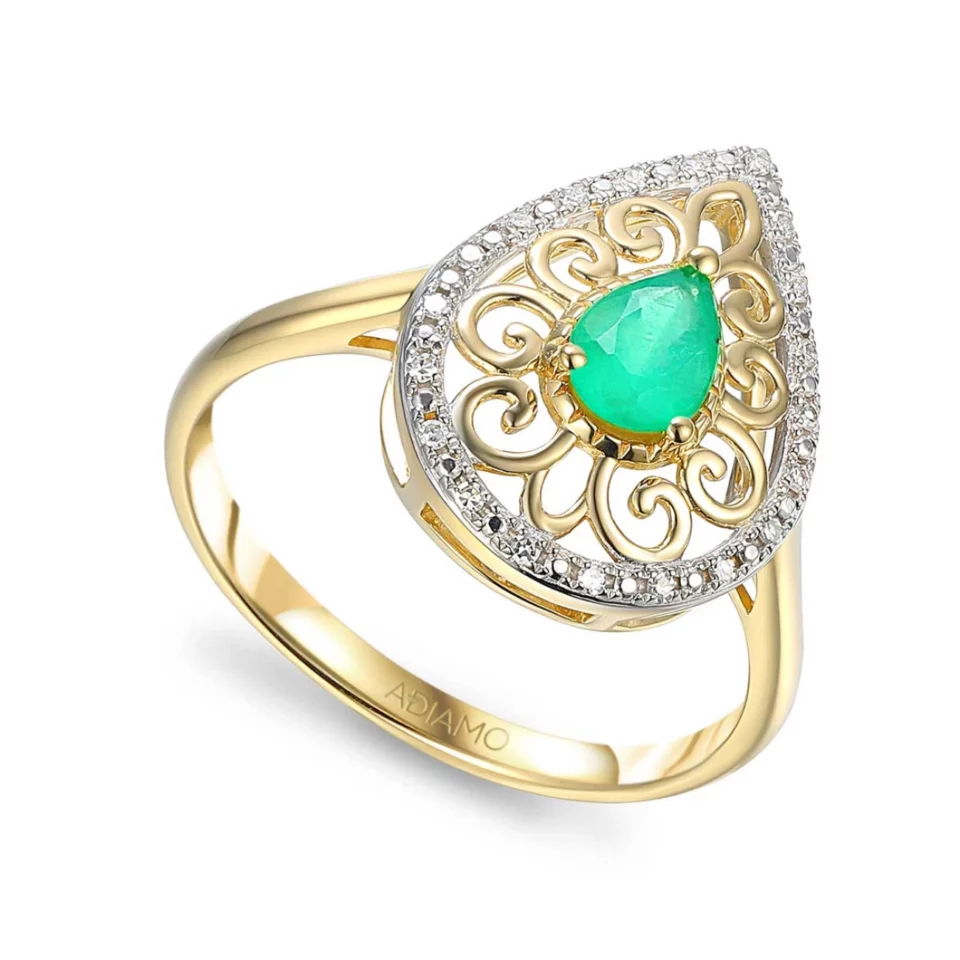 Pierścionek ze szmaragdem i diamentami