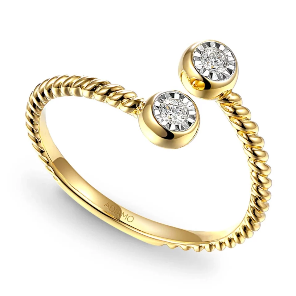 Złoty pierścionek z diamentami