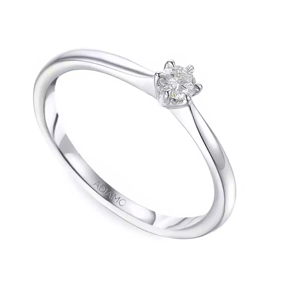 Pierścionek z białego złota z diamentem