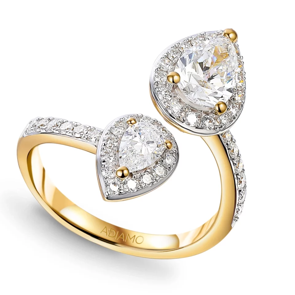 Pierścionek z diamentami laboratoryjnymi