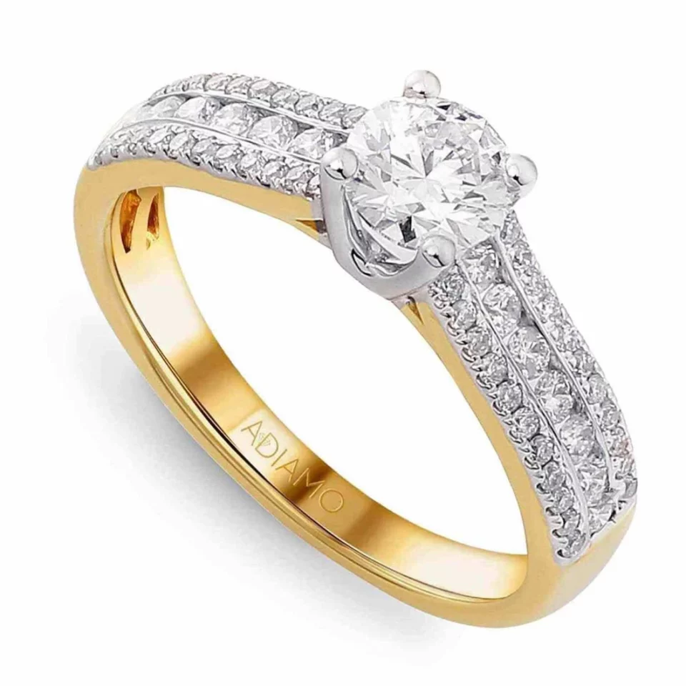 Złoty pierścionek z diamentami