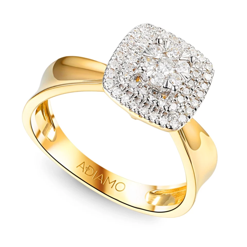 Złoty pierścionek z diamentami