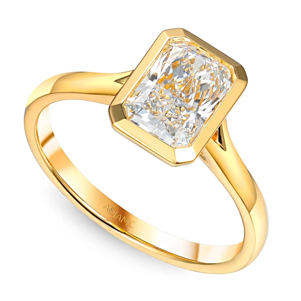 Pierścionek z żółtego złota z diamentem laboratoryjnym w szlifie radiant - 150ct